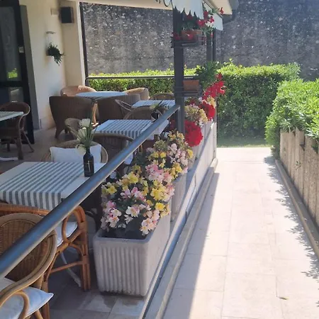 Hotell Marina Torri Del Benaco