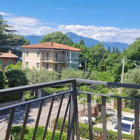 Marina Torri Del Benaco