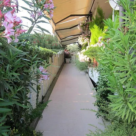 Hotel Marina Torri Del Benaco