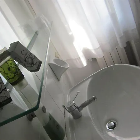Marina Hotel 3*