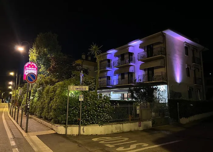 Marina 3* Торри-дель-Бенако